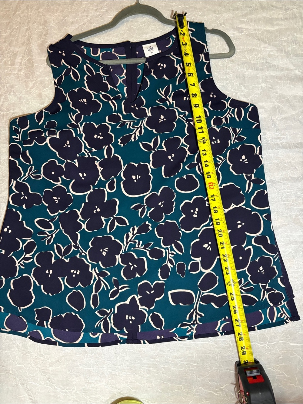 CAbi Teal & purpura WARHOL TOP Floral sleeves “3087” - Picture 7 of 9